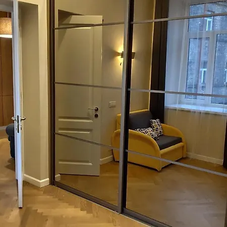Cozy In Center Апартаменты