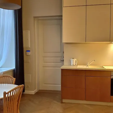 Апартаменты Cozy In Center